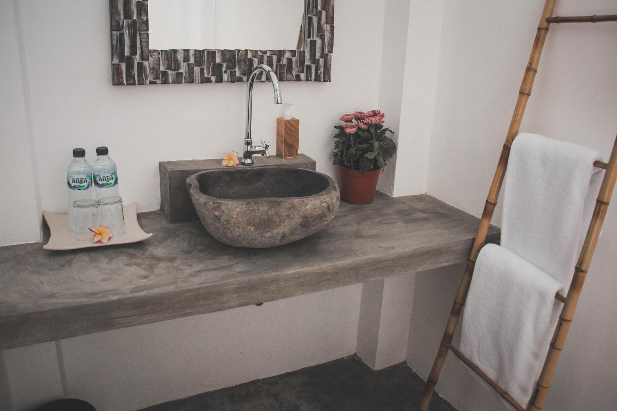 Govardan Home Stay Canggu Buitenkant foto